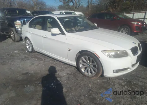 2011 BMW 328 Xi Sulev из США, поврежденный, VIN WBAPK5C58BA661850